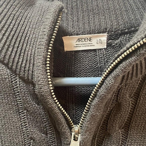 Ardene Dark Grey Cable Knit Cropped Double-Zip Hoodie - Picture 4 of 5